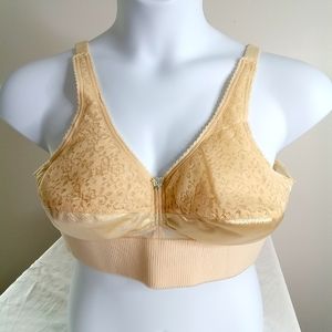 Jodee 2115 NWOT Beige Surgical Balanced-Fit Wireless Mastectomy Bra Size 42A